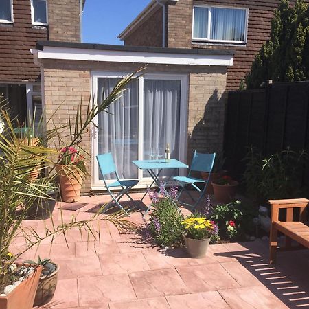 Basingstoke En Suite Room In Garden Annex 外观 照片